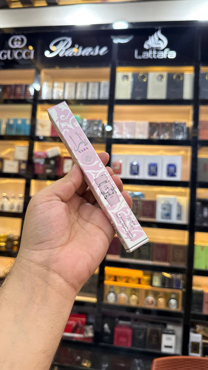 Ameer ul Oud & Friendly Perfume With Free gifts (Allow to open)
