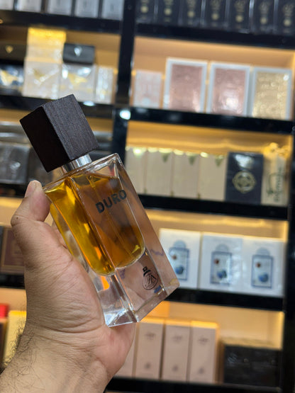 Duro Eau de Parfum by the French avenue (allow to open)